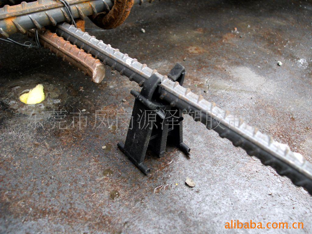 供应保护层垫块，钢筋保护层垫块，胶砖，胶凳PC-45