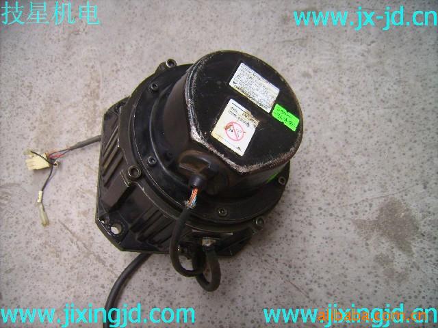 供应安川伺服马达SGMDH-06A2A-YR25/26   保好保修三个月