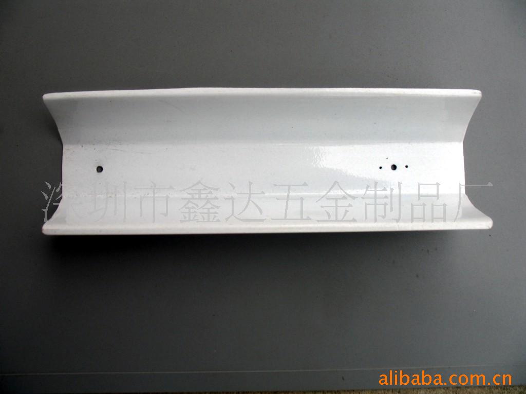 提供优质环保五金冲压件 弹片 弹簧 电池片加工