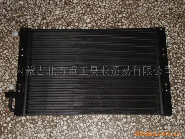供应特雷克斯terex用20082815空调冷凝器  特雷克斯配件