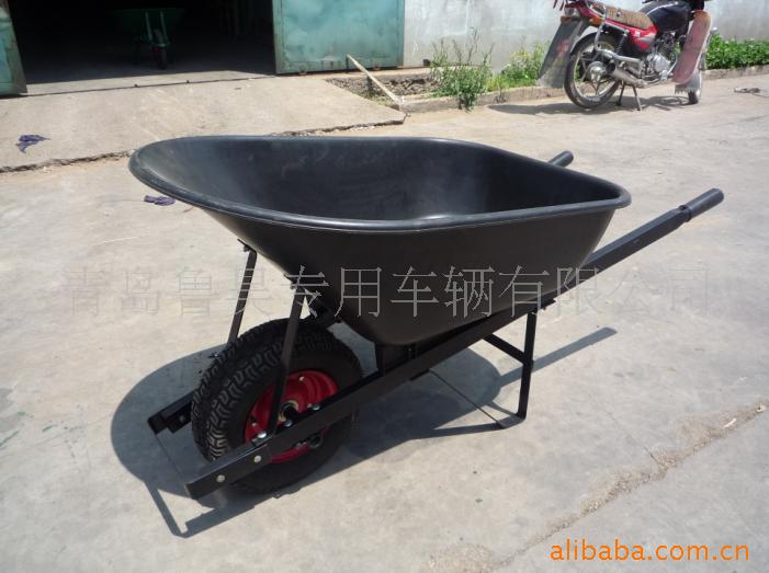 工厂供应生产塑料斗独轮手推车 WB7801