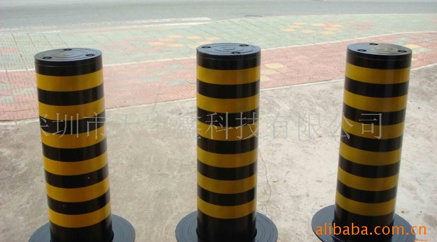 厂家大量供应自动升降柱路障机