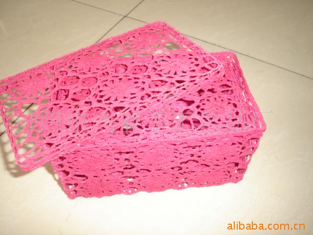 供应手钩工艺品．钩编工艺品．装饰盒。手工钩编花款式