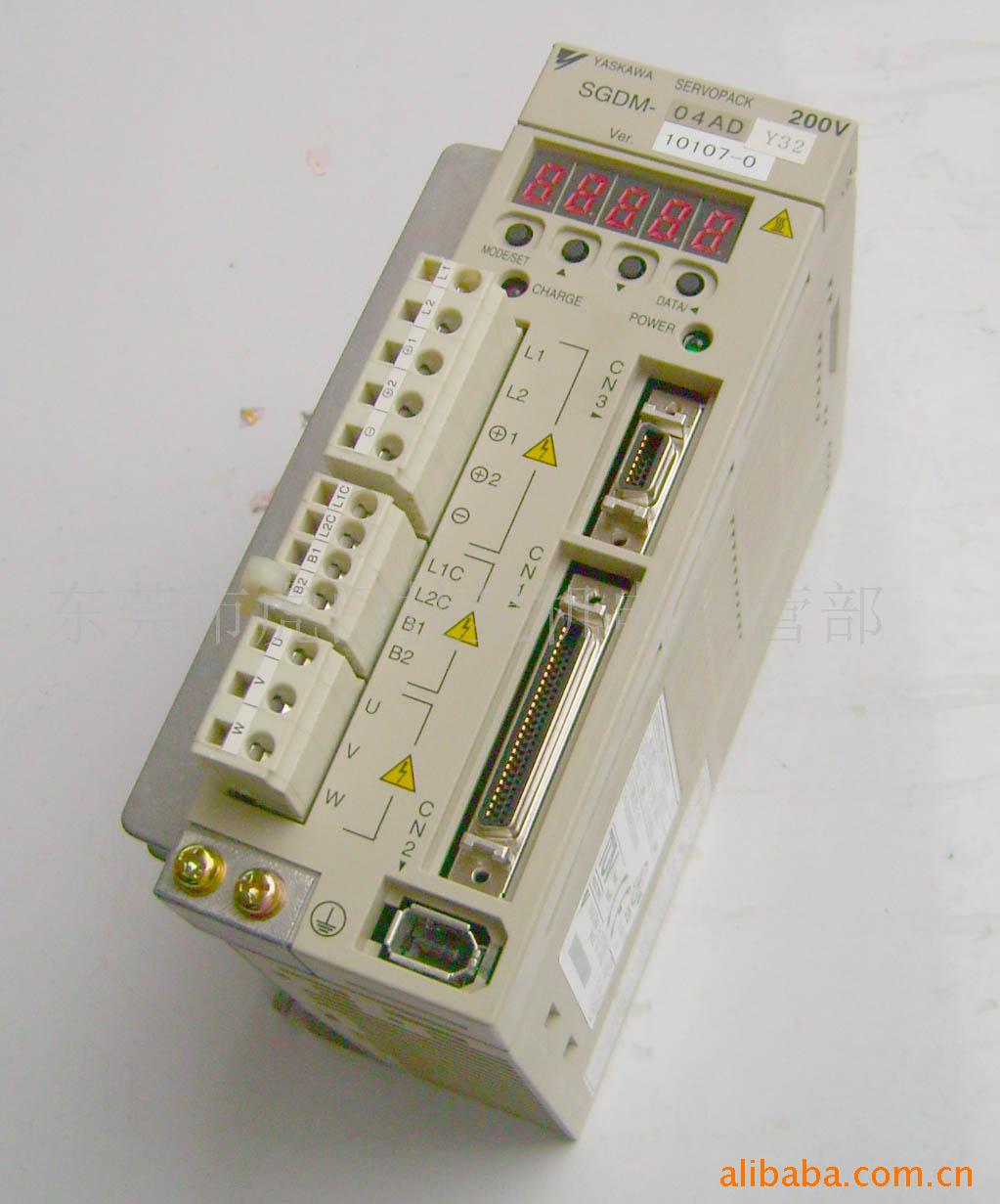 特价供应安川伺服驱动器SGDM-04AD保修三个月