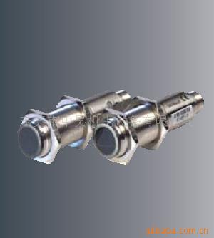 供应劳易测618系列 圆柱型光电传感器leuze光电传感器