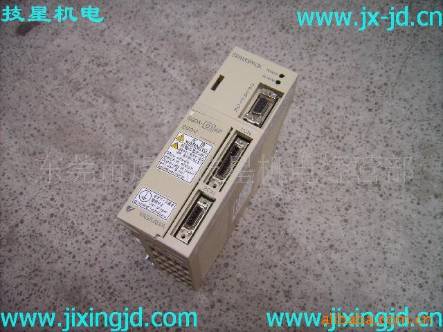 B安川伺服驱动器 SGDA-01AP   保好保修三个月