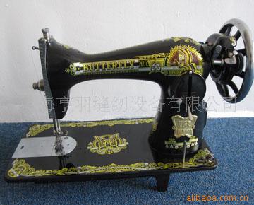 Supply old-fashioned household sewing ma...