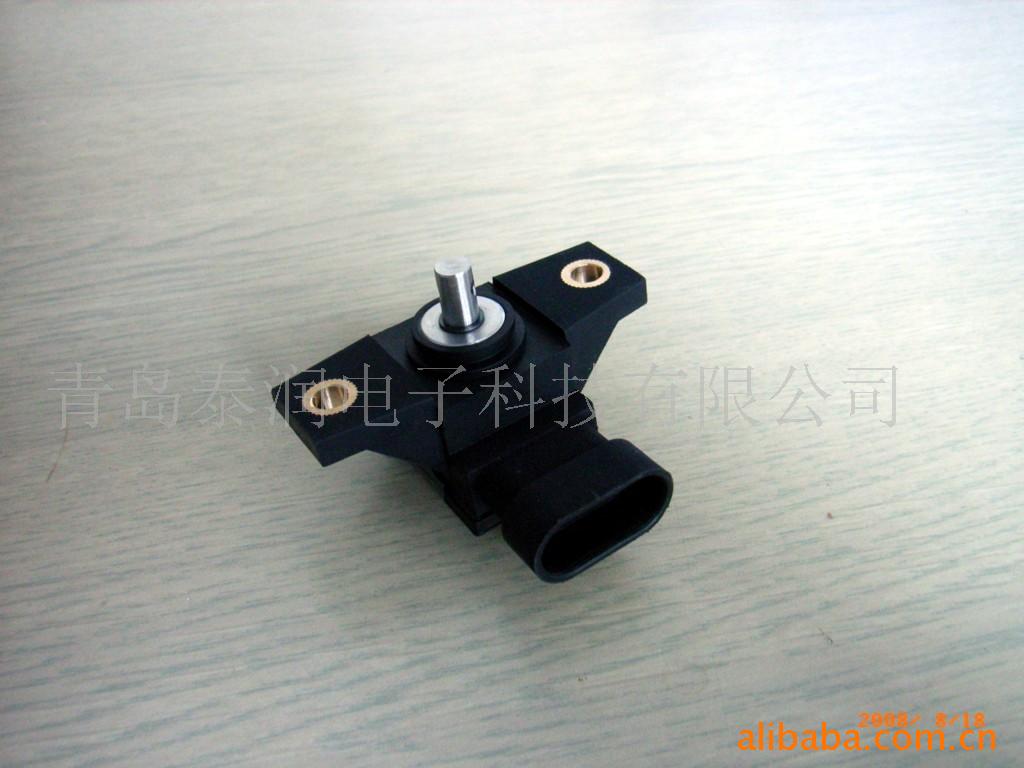 青岛泰润供应旋转位置传感器，0-360°输出电流或电压信号