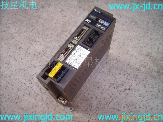二手富士伺服驱动器RYC401D3-VVT2  保修三个月