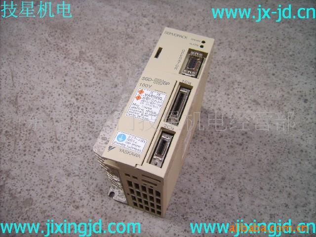 二手安川伺服驱动器SGD-02BP   保好保修三个月