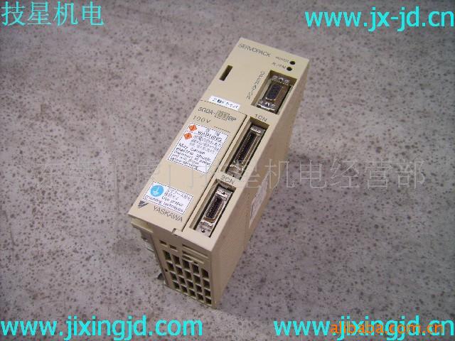 A 二手安川伺服驱动器SGDA-01BP    保好保修三个月