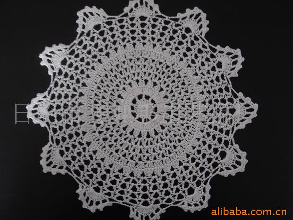 供应手钩花．手勾花．手工花．杯垫．桌布．台布。品种全可定做