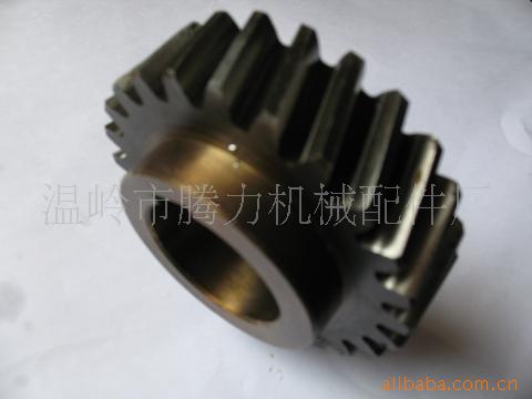 厂家直供供应大斜齿机床配件