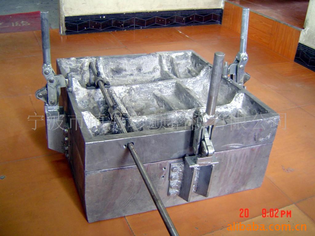 【表面光滑无沙孔】供应汽车座垫铝模，枕头模具，座垫模具