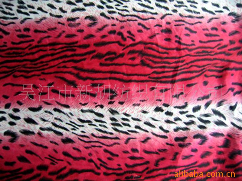 供应豹纹印花色丁面料弹力面料-豹子纹色丁