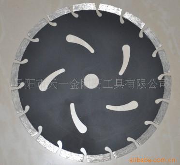 厂家专业供应 230花干 供应金刚石锯片 适用石材 大量现货