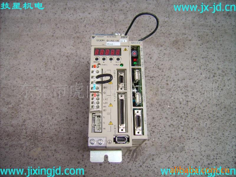 A 安川伺服驱动器JUSP-NS100   保好保修三个月
