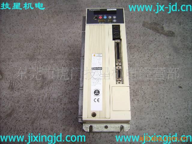 二手松下伺服驱动器MHDA103A1A MHMA102A1G  一套