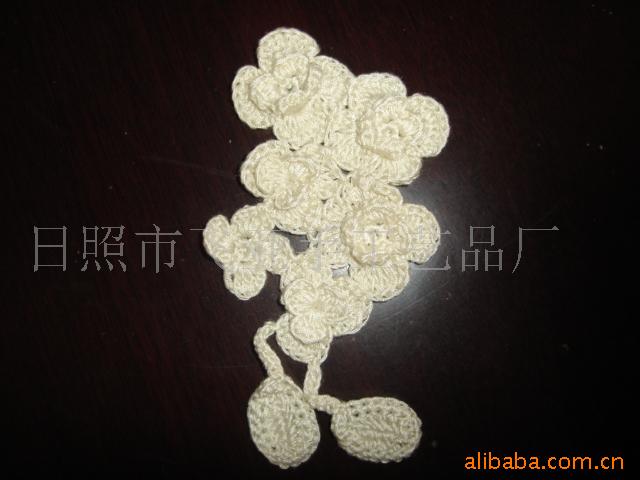 供应手勾花.毛线花．服饰配花．手钩服装辅料款式新品全