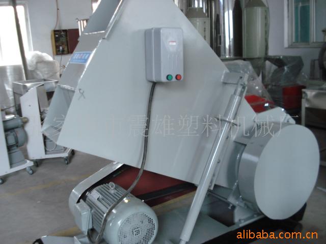 供应SWP400塑料PVC管材异型材破碎机立轴式破碎机板材强力破碎机