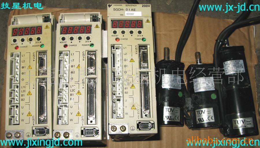 B安川伺服 SGDH-01AE 八成新 保修三个月