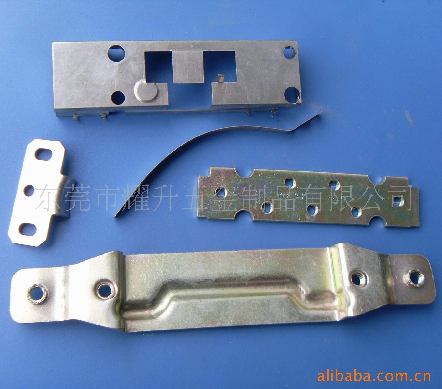 供应金属弹片 不锈钢弹片 五金冲压配件加工 欢迎来电咨询