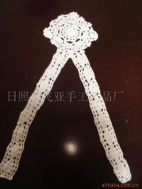 供应手钩衣领.手钩花边.针钩花边。纯手工制做。款式新，品种全