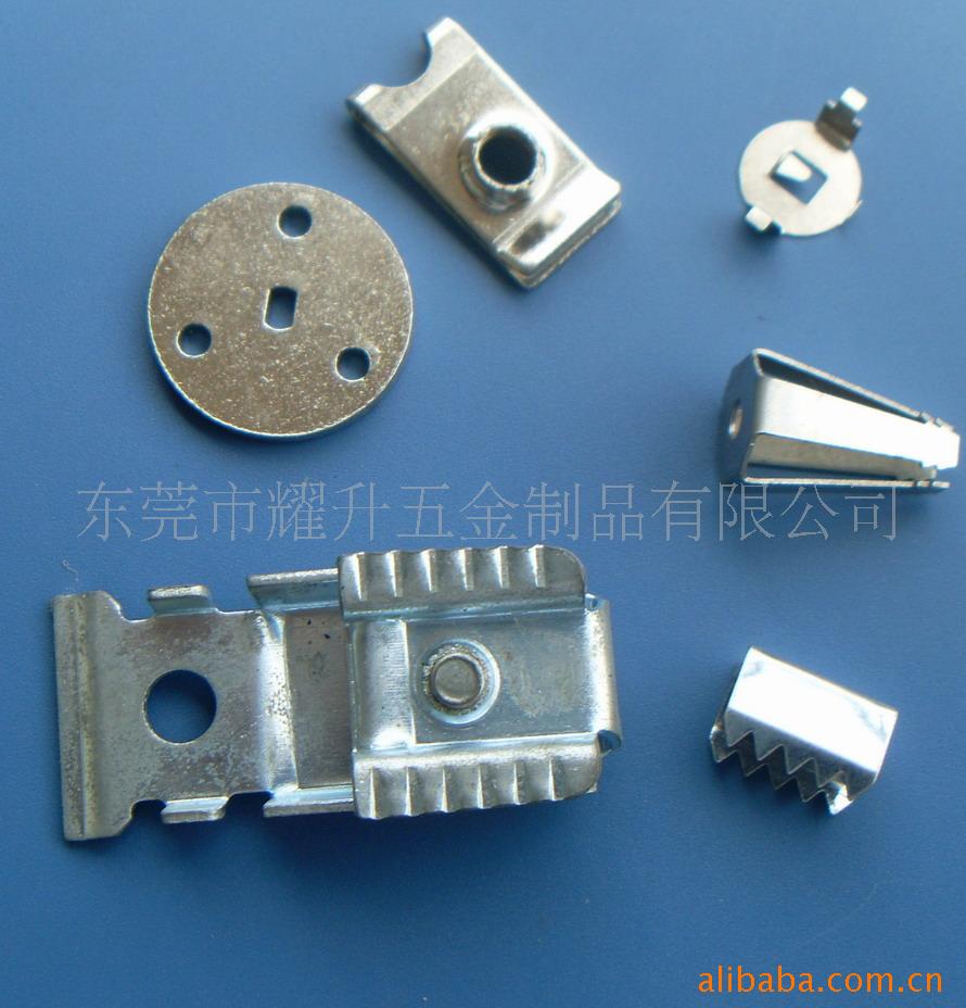 耀升五金厂家可定做各种五金固定片 五金弹片 铁片 固定件 弹片等