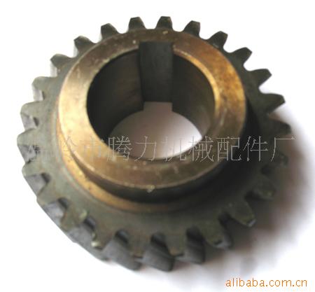 传动齿轮,尾主轴,螺旋伞齿,传动轴