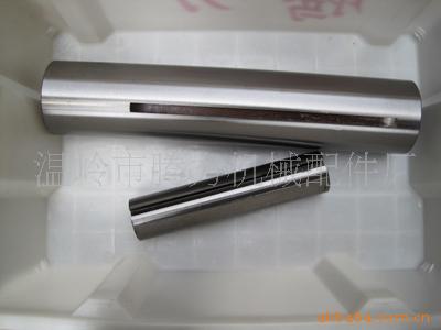 传动齿轮,尾主轴,螺旋伞齿,传动轴