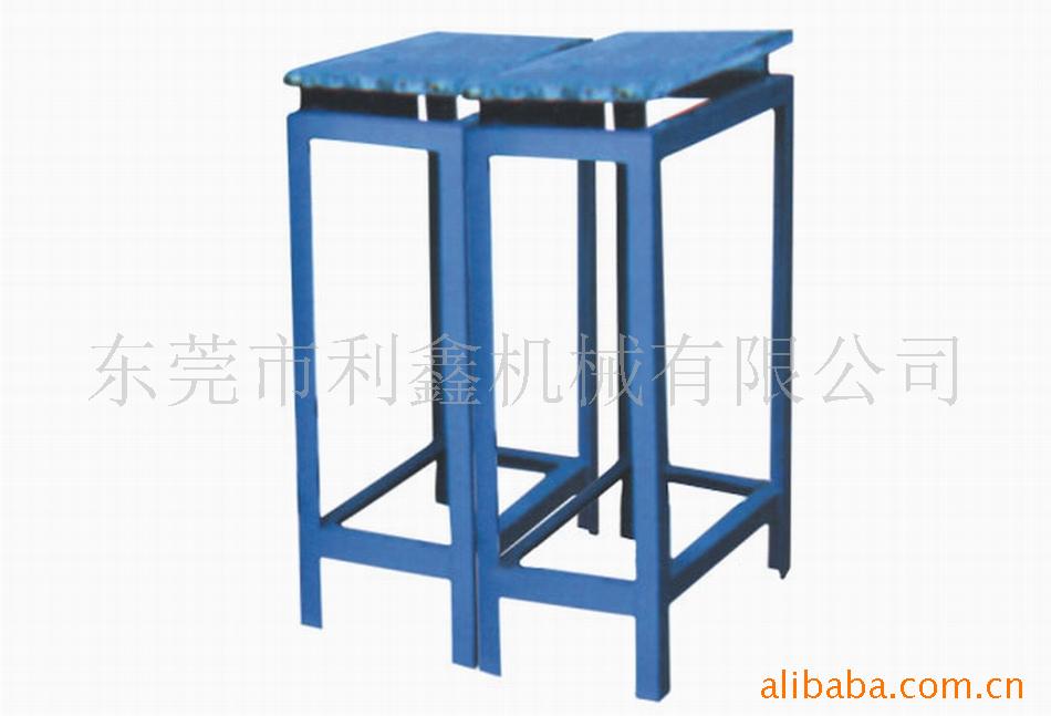 【专业厂家】供应PVC商标机｜冷模台 PVC软胶商标 PVC商标 设备