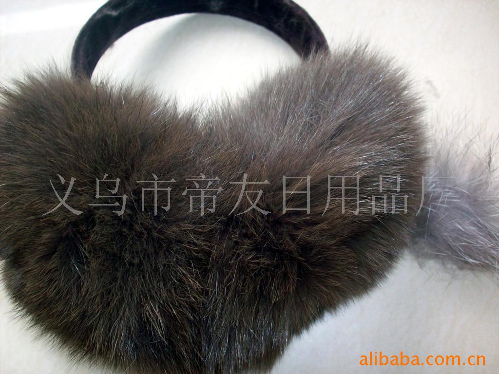 厂家市场供应各种兔毛耳套、高档狐狸毛耳套、优质皮草耳套(图)