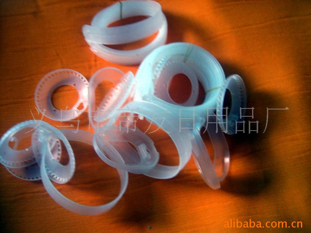 厂家供应保暖耳套架子／各种耳套塑料骨架以及耳罩塑料配件(图)