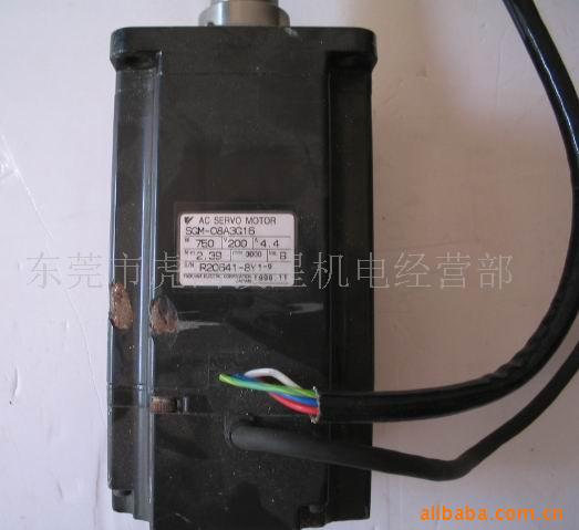 B 安川伺服电机YASKAWA SGM-08A3G16