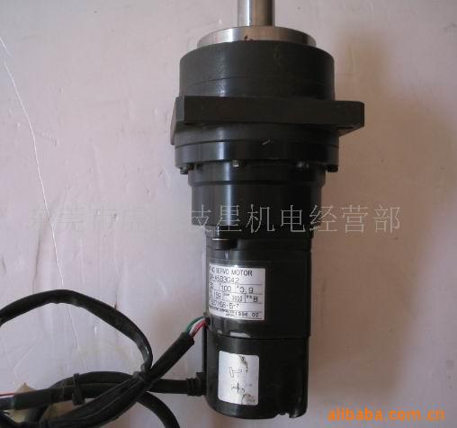 C安川伺服电机YASKAWA SGM-A5B3G42