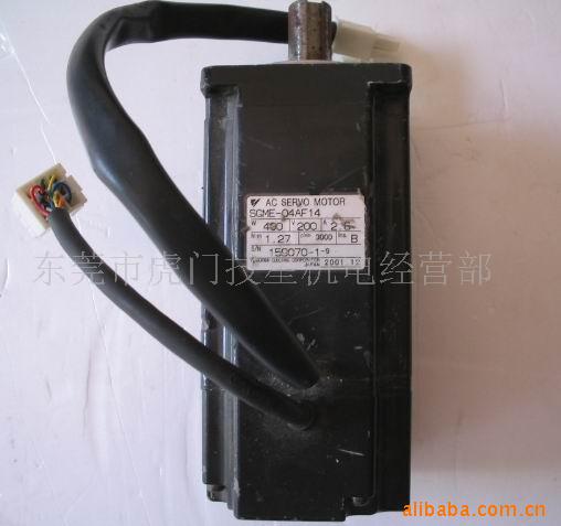 C 安川伺服电机YASKAWA SGME-04AF14