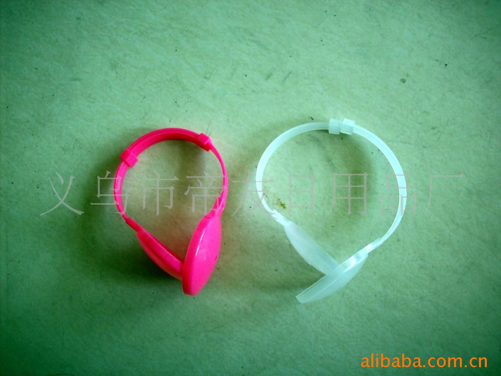 供应塑料耳套架子／耳套骨架以及各种塑料配件、塑料玩具(图)