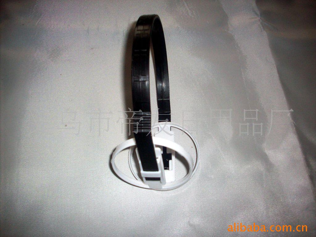 厂家供应各种保暖耳套塑料架子、耳罩塑料骨架及耳套塑料配件(图)