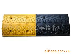 供应减速带 交通制止路桩 车轮定位器等