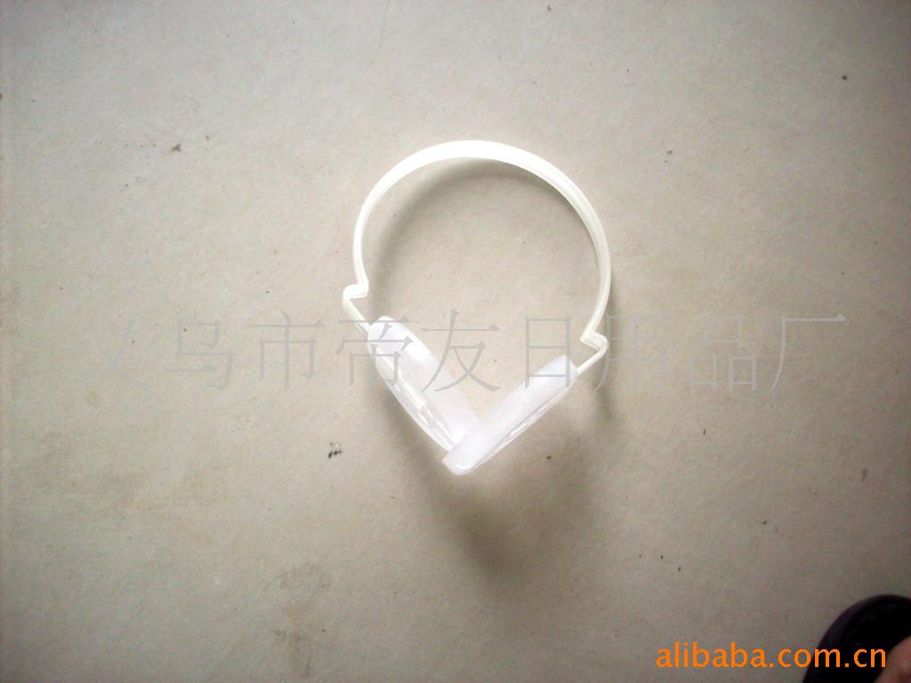 供应厂家保暖耳套架子、耳罩骨架以及各种塑料配件(图)