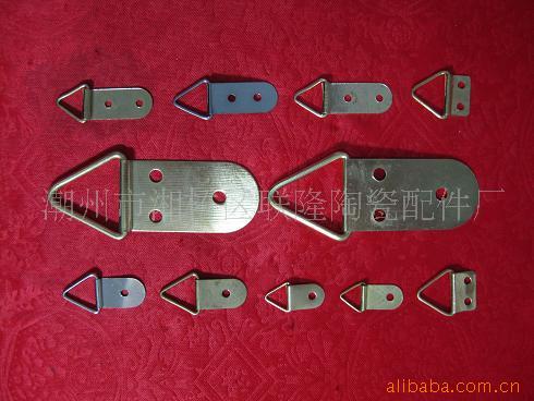 供应盘子吊钩、盘子挂钩、五金吊盘钩，粘贴钩、工艺盘三角钩