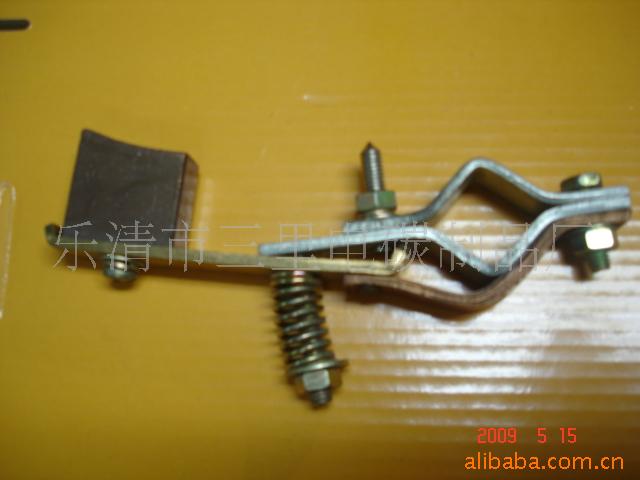 供应电缆转盘碳刷电力传送导电碳刷15*30*30