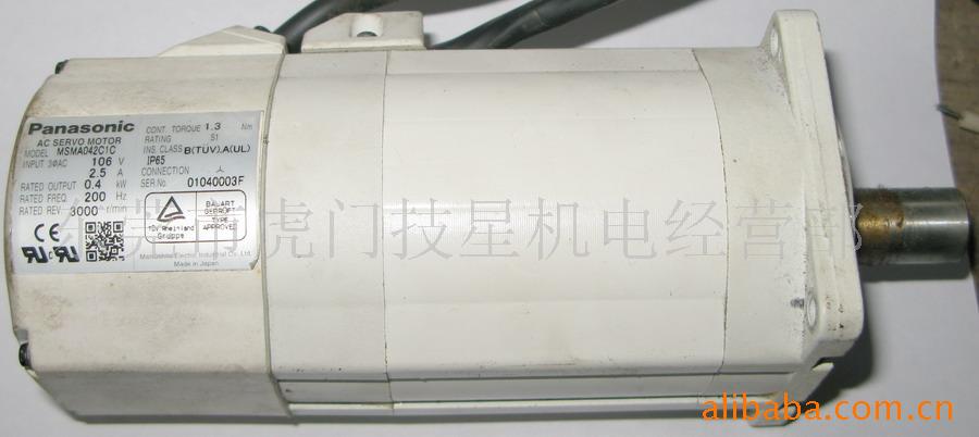 B 松下伺服马达MSMA042A3C    价格另议