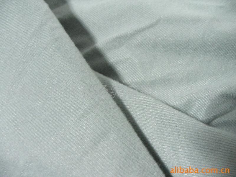 厂家供应 纤绒 边伦布 圈绒 起绒经编布 各种规格有现坯