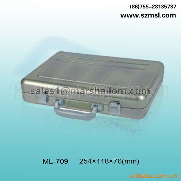 专业生产马口铁盒厂家，供应马口铁工具箱