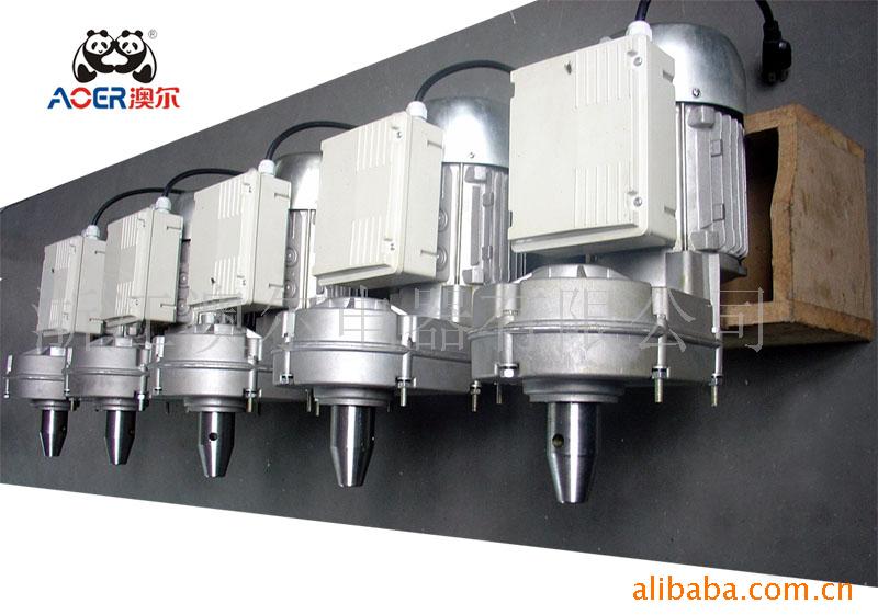 供应小型混凝土搅拌机用减速电动机