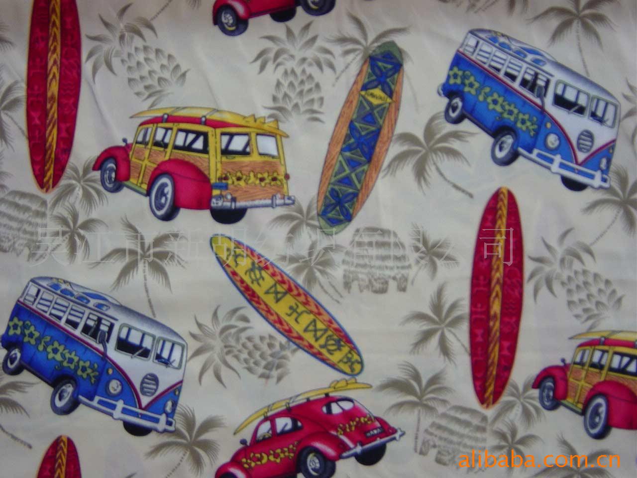 供应卡通车印花桃皮绒 沙滩裤布