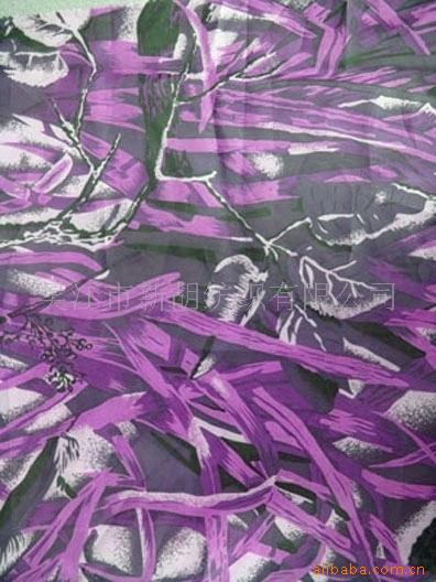 供应210T丛林印花涤丝纺印花