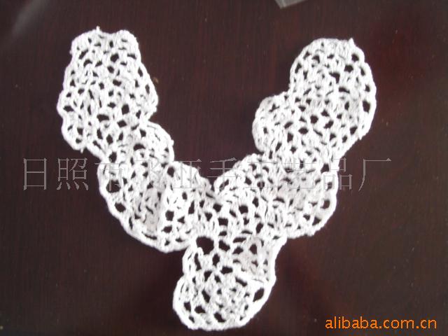 供应衣领花边.手钩花边．手工花边。款式多样。花色多可定做