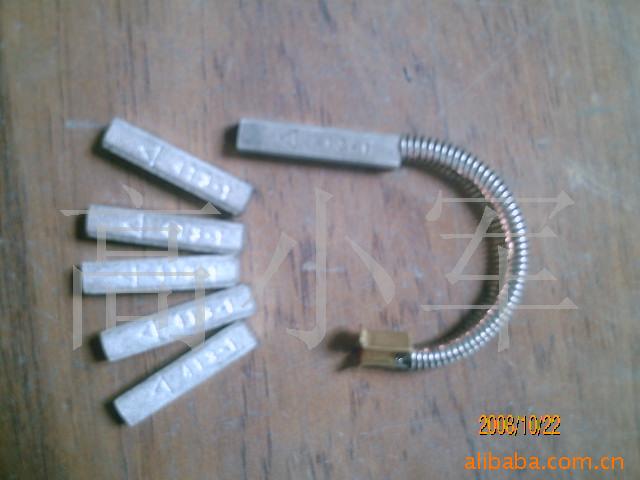 供应CT机用银石墨电刷碳刷